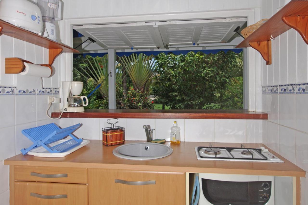 Gite Le Colibri Bungalow Azur Avec Reserve D'Eau Сен-Франсуа Экстерьер фото